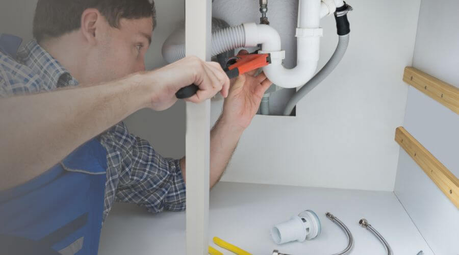 Professional 24 7 plumber services in Long Beach